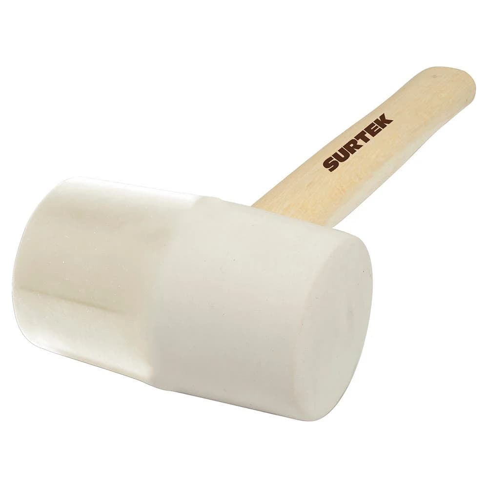 Mazo con cabeza de hule blanco con mango de madera 14", 16 oz Surtek 616B, foto 1 de 4
