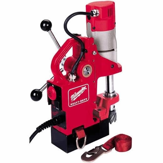 Milwaukee Prensa de taladradora base magnetica compacta con Estuche